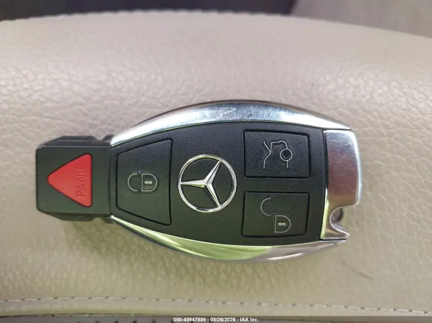 2015 MERCEDES-BENZ GL 550 4MATIC