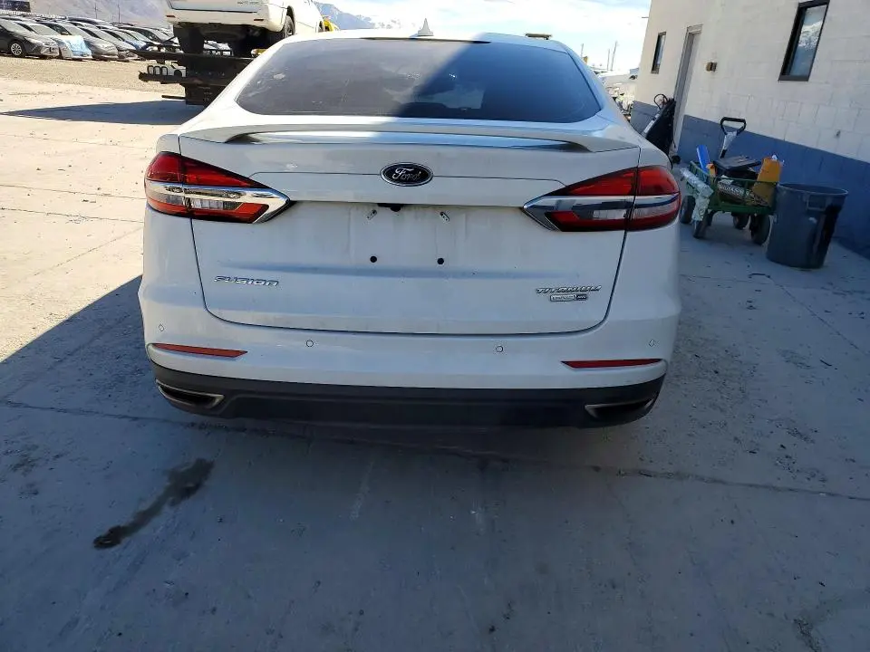 2020 FORD FUSION TITANIUM  