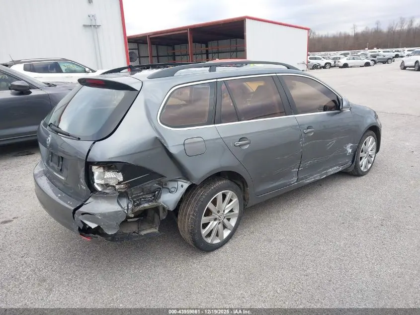 2011 VOLKSWAGEN JETTA SPORTWAGEN 2.0L TDI