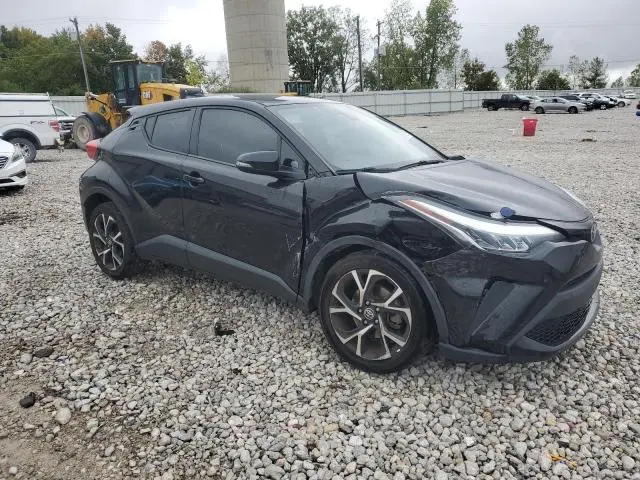 2020 TOYOTA C-HR XLE  