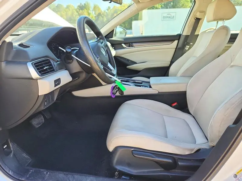 2018 HONDA ACCORD LX  