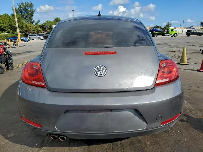 2012 VOLKSWAGEN BEETLE   