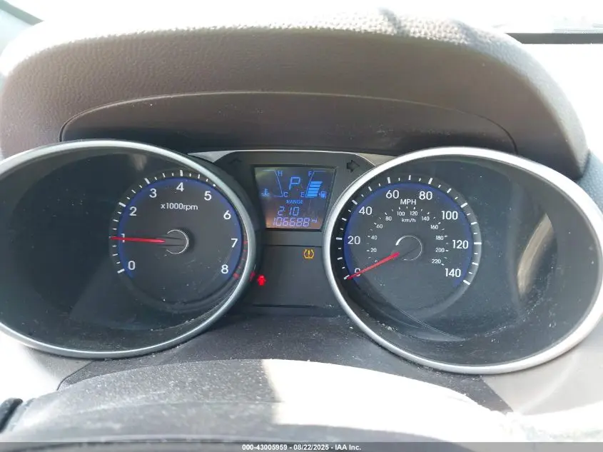 2015 HYUNDAI TUCSON SE