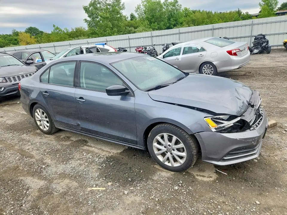 2015 VOLKSWAGEN JETTA SE  