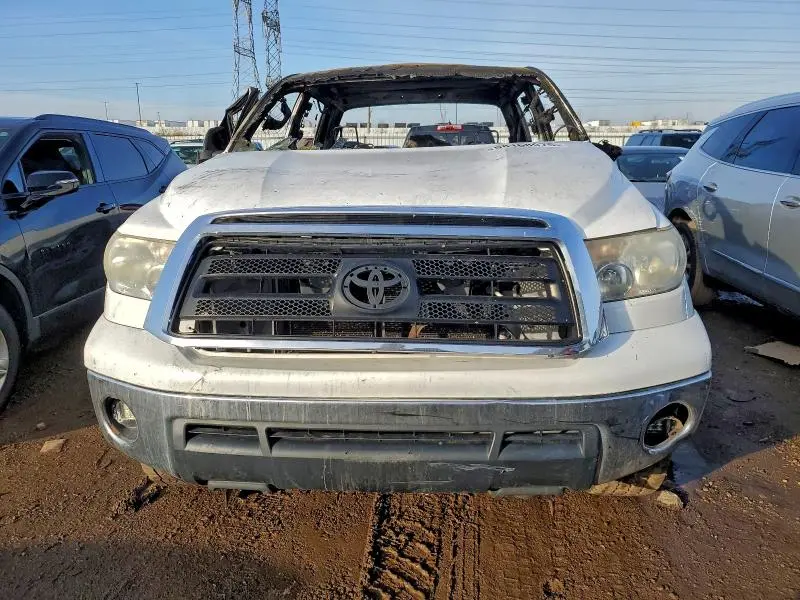 2011 TOYOTA TUNDRA CREWMAX SR5  