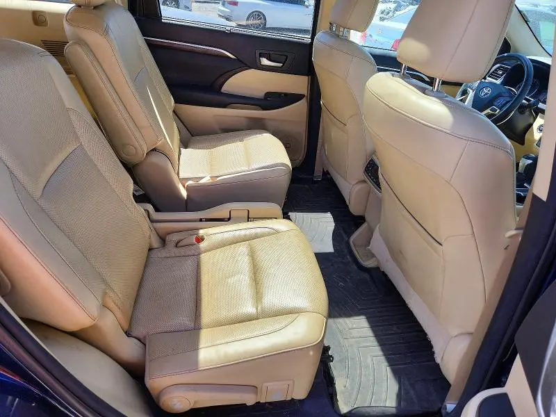 2015 TOYOTA HIGHLANDER LIMITED PLATINUM  