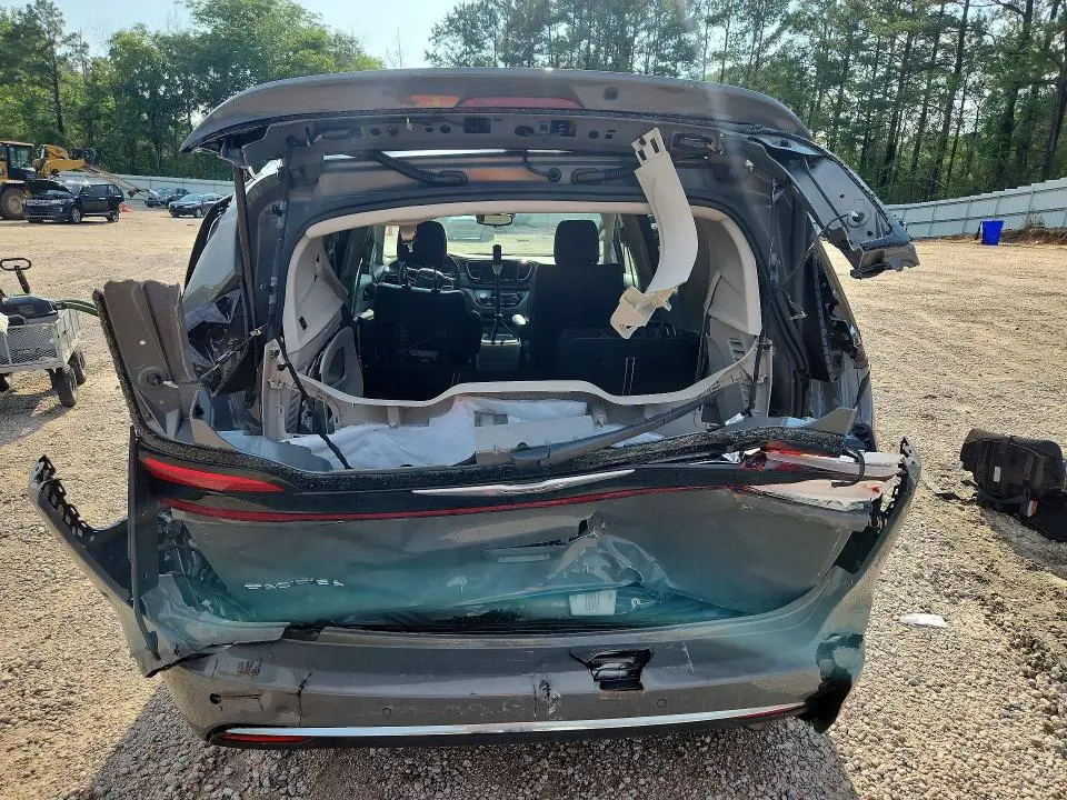 2023 CHRYSLER PACIFICA TOURING L  