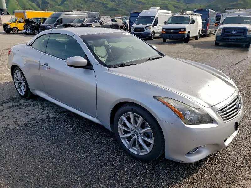 2011 INFINITI G37 BASE  