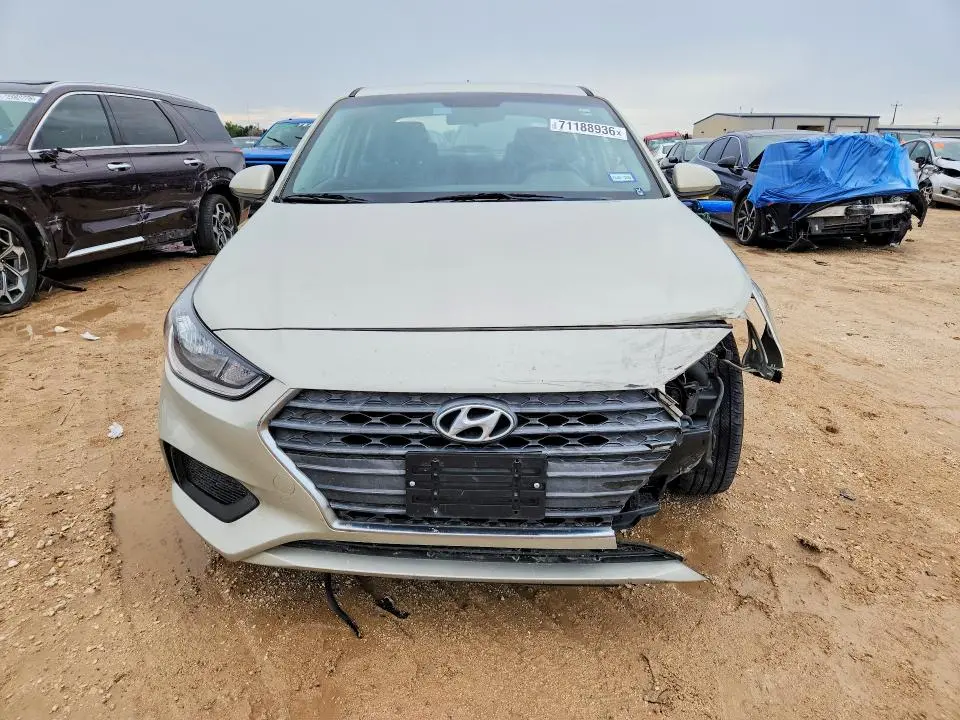 2018 HYUNDAI ACCENT SE  