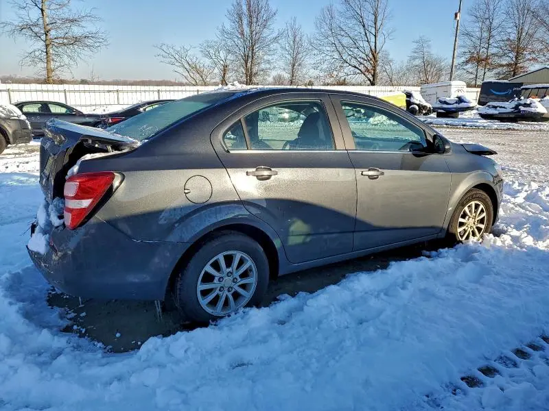 2019 CHEVROLET SONIC LT  