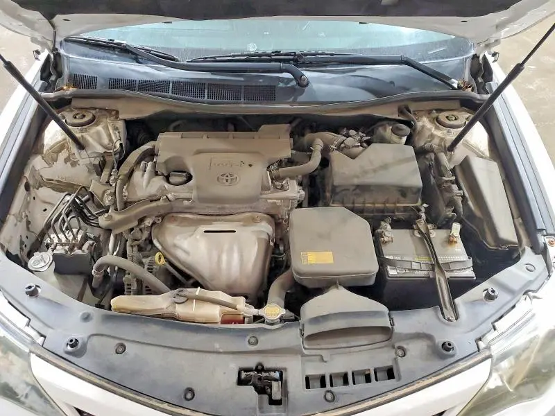 2013 TOYOTA CAMRY SE  