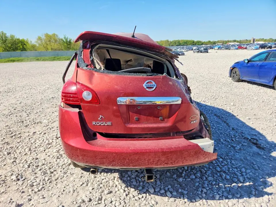 2013 NISSAN ROGUE S  