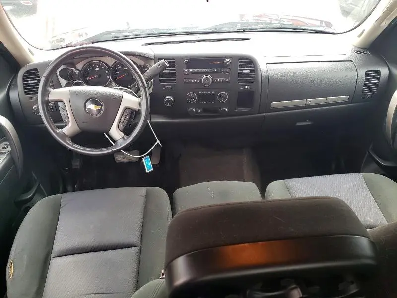 2011 CHEVROLET SILVERADO K1500 LT  