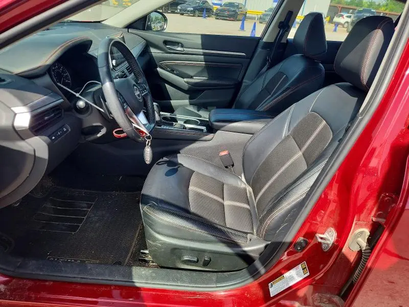 2023 NISSAN ALTIMA SR  