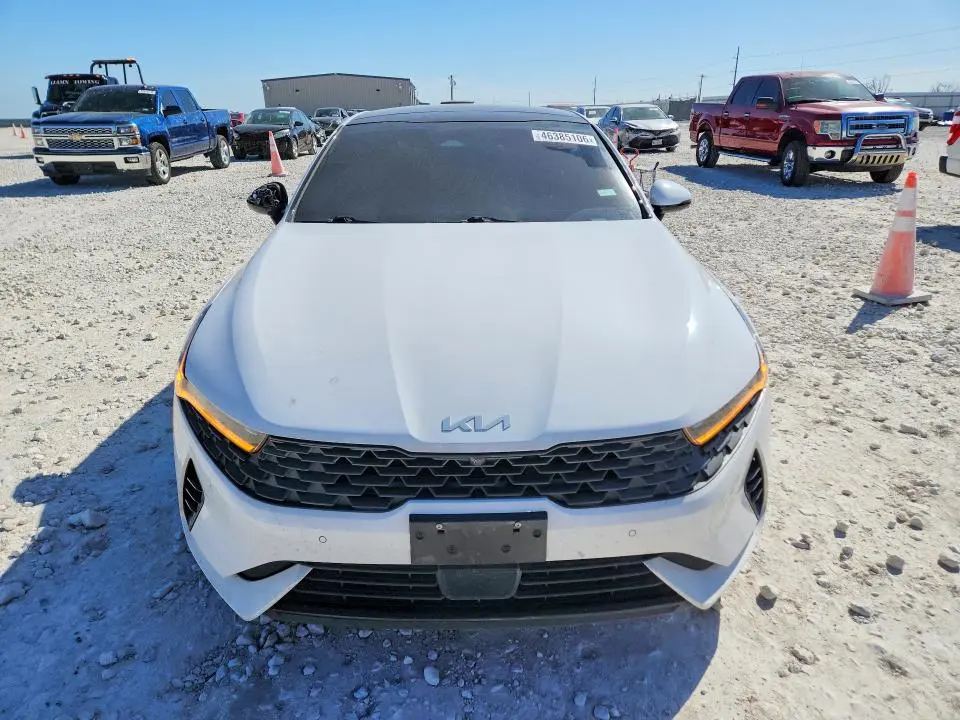 2022 KIA K5 EX  