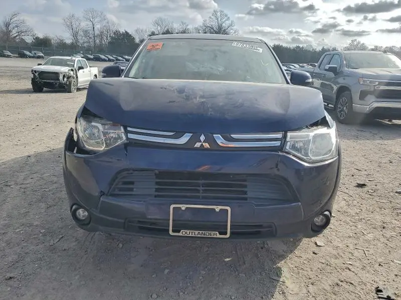 2014 MITSUBISHI OUTLANDER SE  