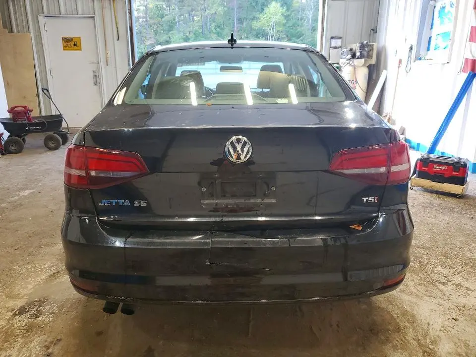 2017 VOLKSWAGEN JETTA SE  