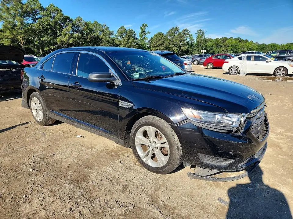 2016 FORD TAURUS SE  