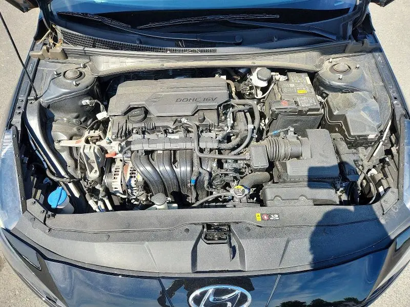 2022 HYUNDAI ELANTRA   
