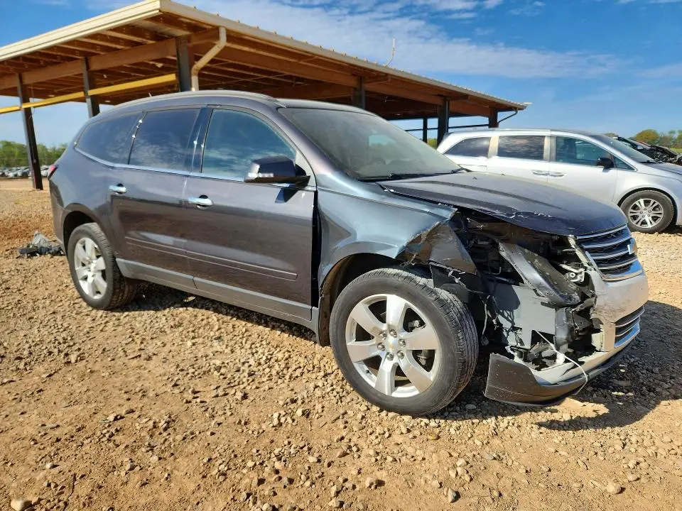 2013 CHEVROLET TRAVERSE LT  