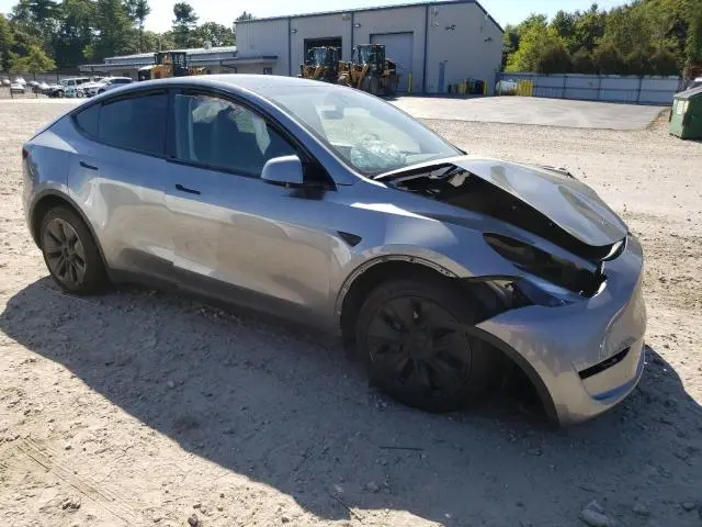 2025 TESLA MODEL Y   