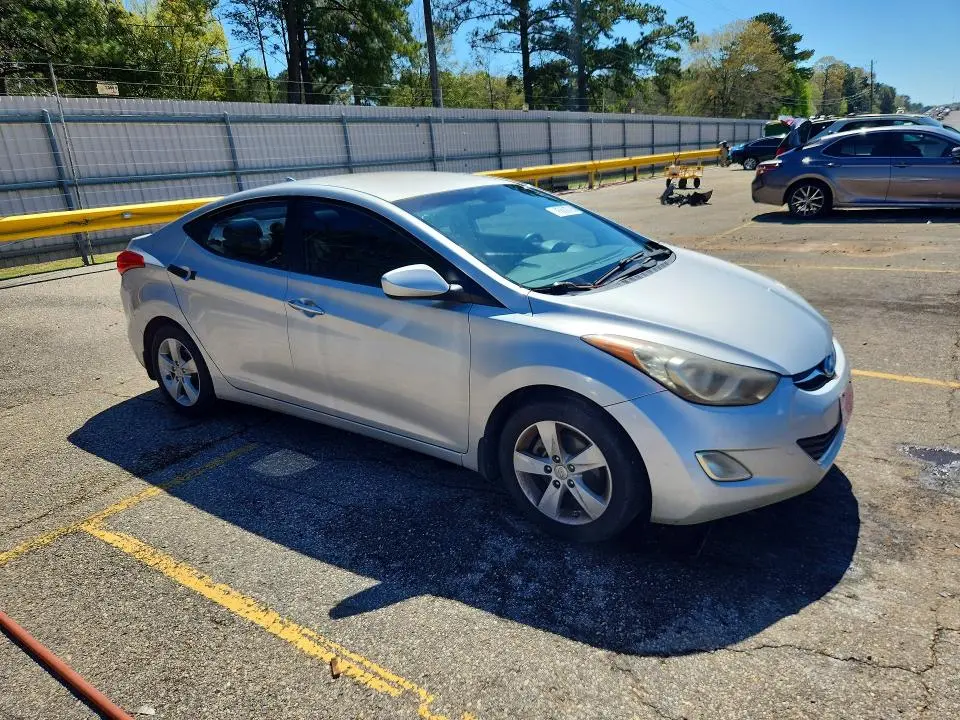 2012 HYUNDAI ELANTRA GLS  