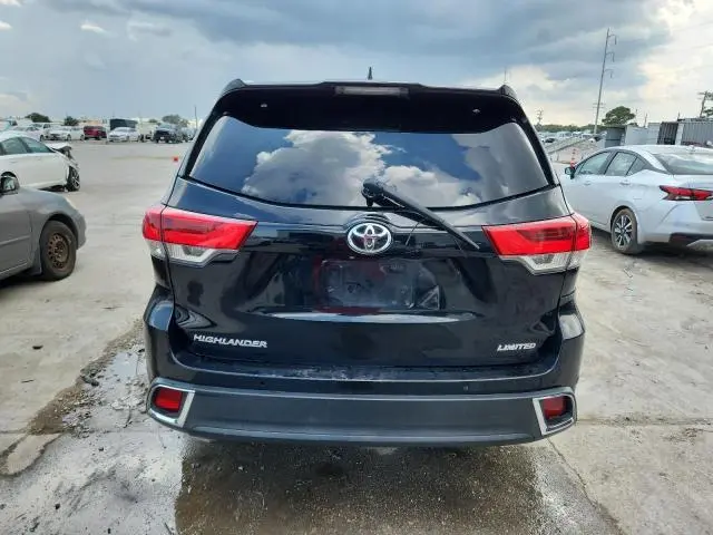 2017 TOYOTA HIGHLANDER LIMITED  