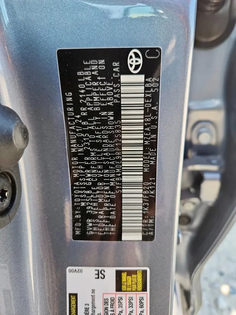 2024 TOYOTA COROLLA LE  