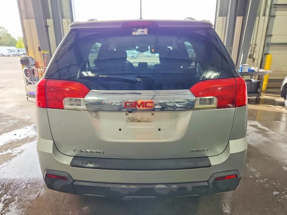 2015 GMC TERRAIN SLE  