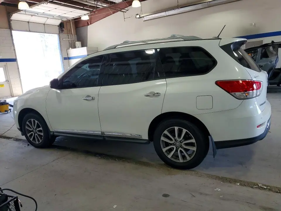 2013 NISSAN PATHFINDER S  