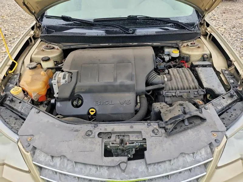 2010 CHRYSLER SEBRING LIMITED  