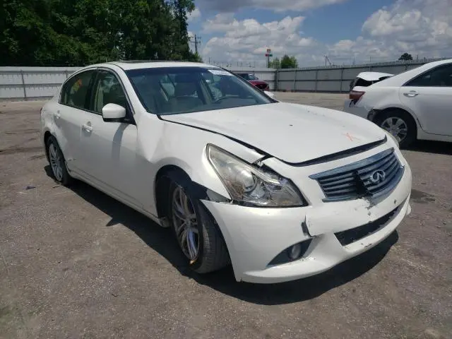2011 INFINITI G37 BASE  