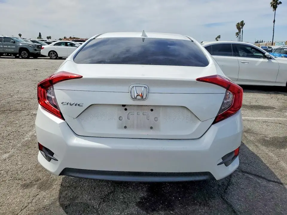 2018 HONDA CIVIC EX  