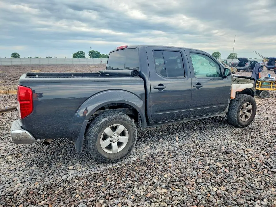 2012 NISSAN FRONTIER S  