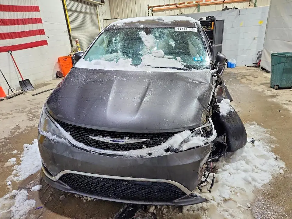 2019 CHRYSLER PACIFICA TOURING PLUS  