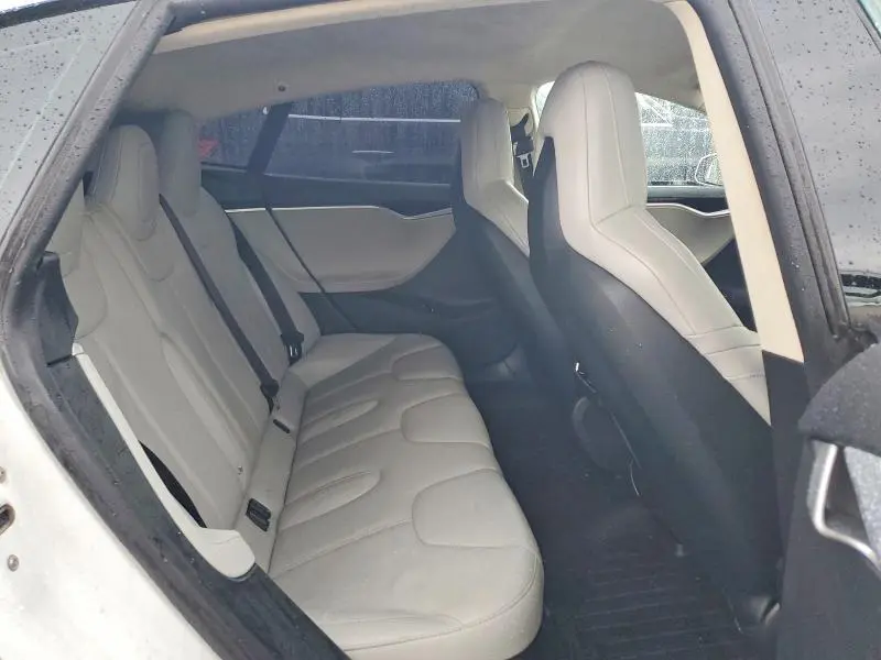 2015 TESLA MODEL S   