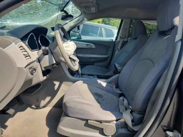 2010 CHEVROLET TRAVERSE LS  