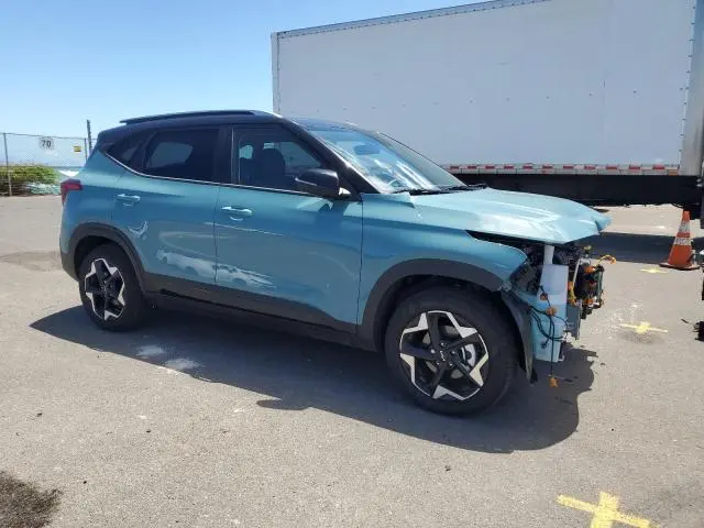 2025 KIA SELTOS S  