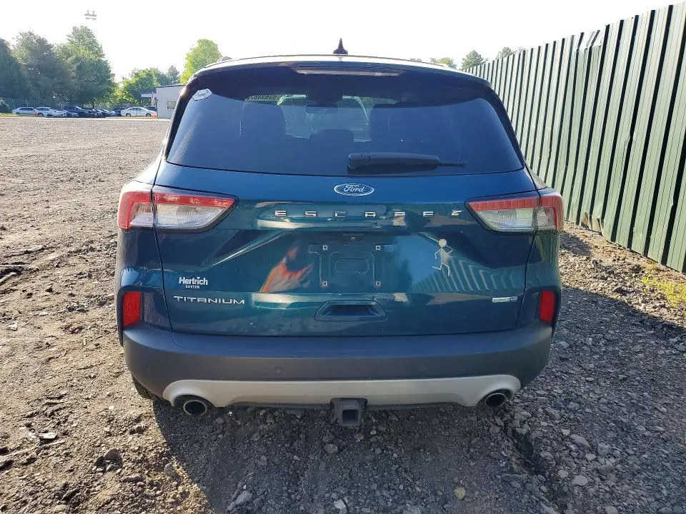 2020 FORD ESCAPE TITANIUM  