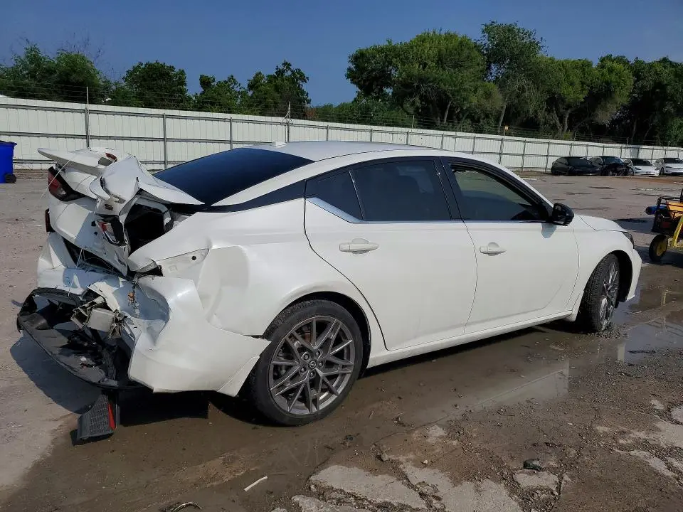 2024 NISSAN ALTIMA   