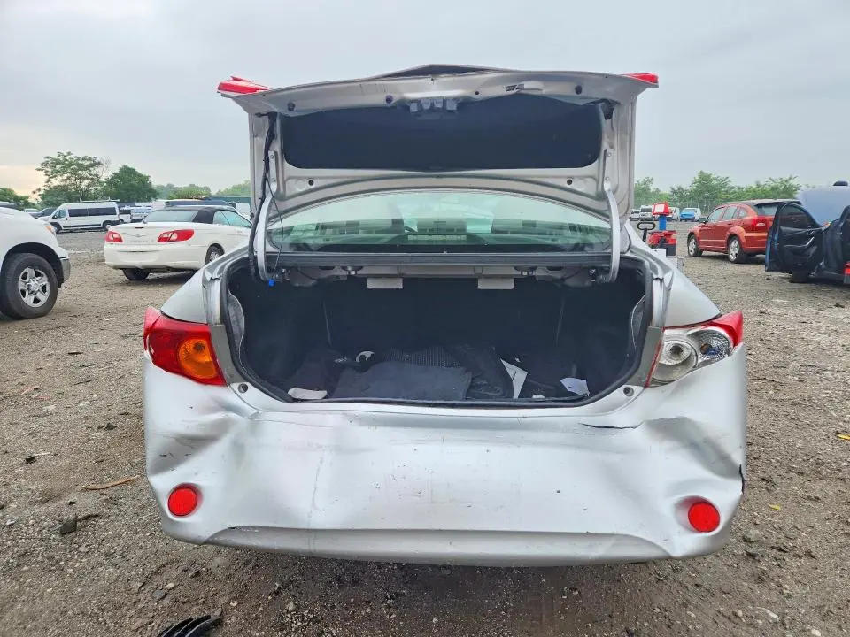 2010 TOYOTA COROLLA LE  