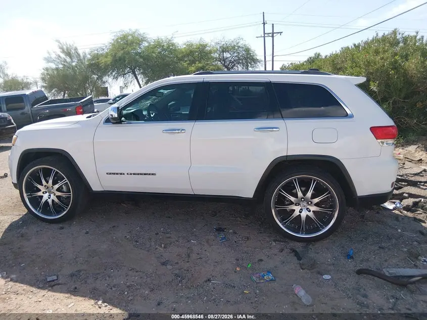 2017 JEEP GRAND CHEROKEE LAREDO 4X2