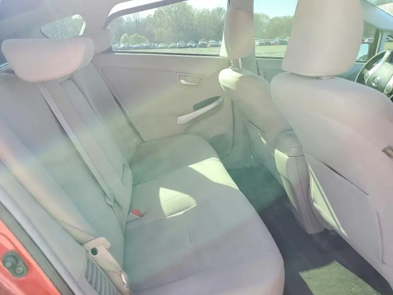 2013 TOYOTA PRIUS TWO  