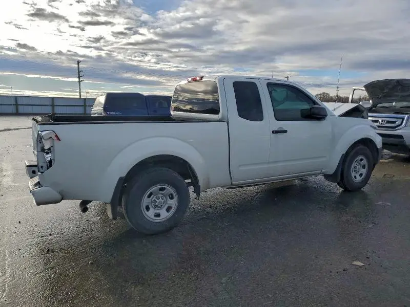 2017 NISSAN FRONTIER S  