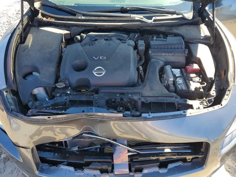 2014 NISSAN MAXIMA S  