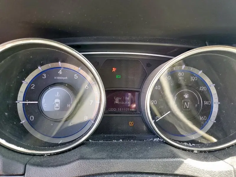 2012 HYUNDAI SONATA GLS  