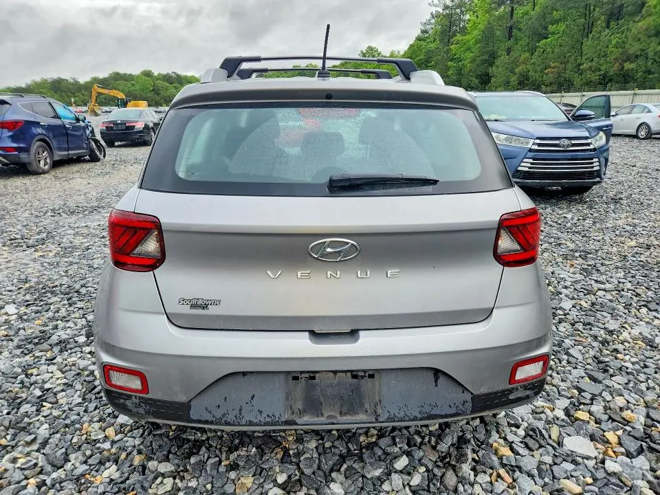 2024 HYUNDAI VENUE SEL  