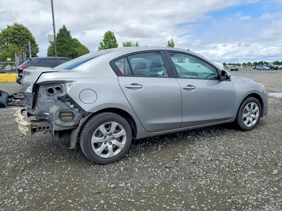 2013 MAZDA 3 I  