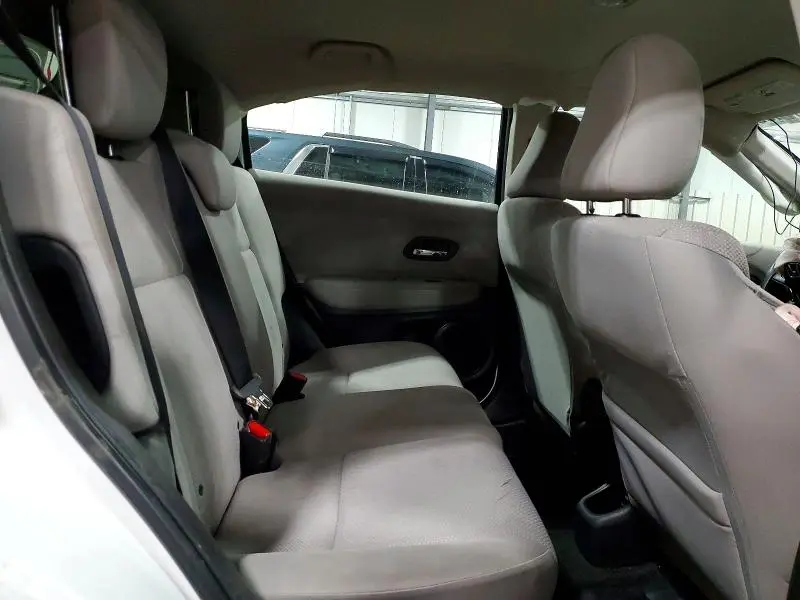 2016 HONDA HR-V LX  