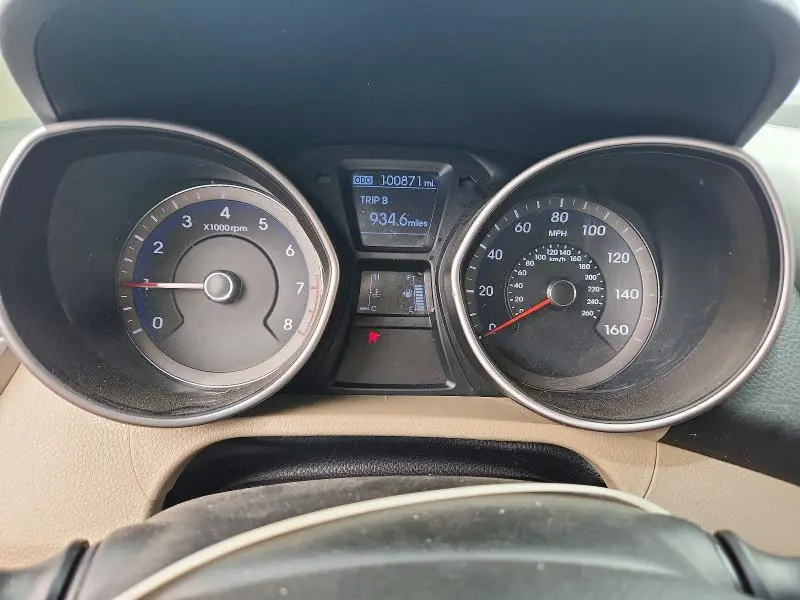 2013 HYUNDAI ELANTRA GT BASE  